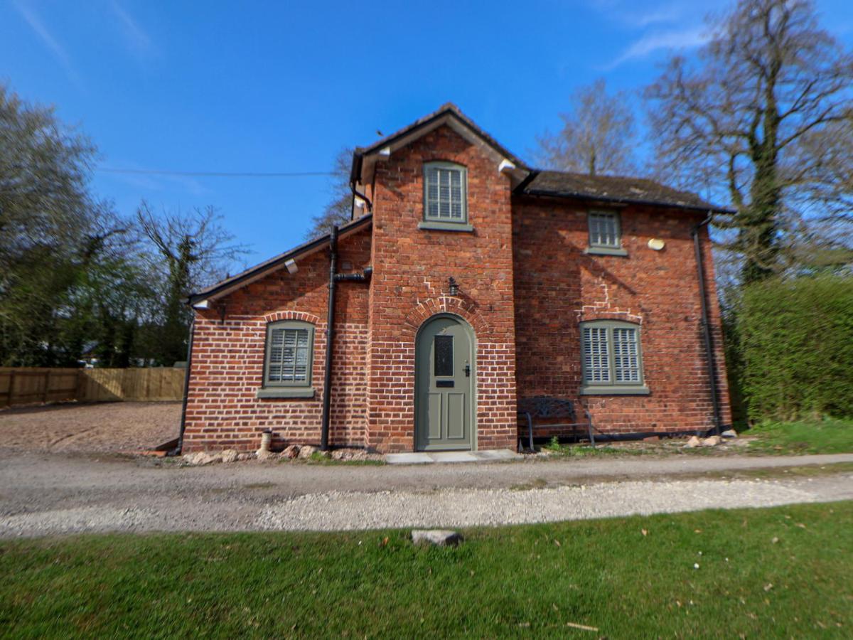 Canal Basin Cottage - B&B