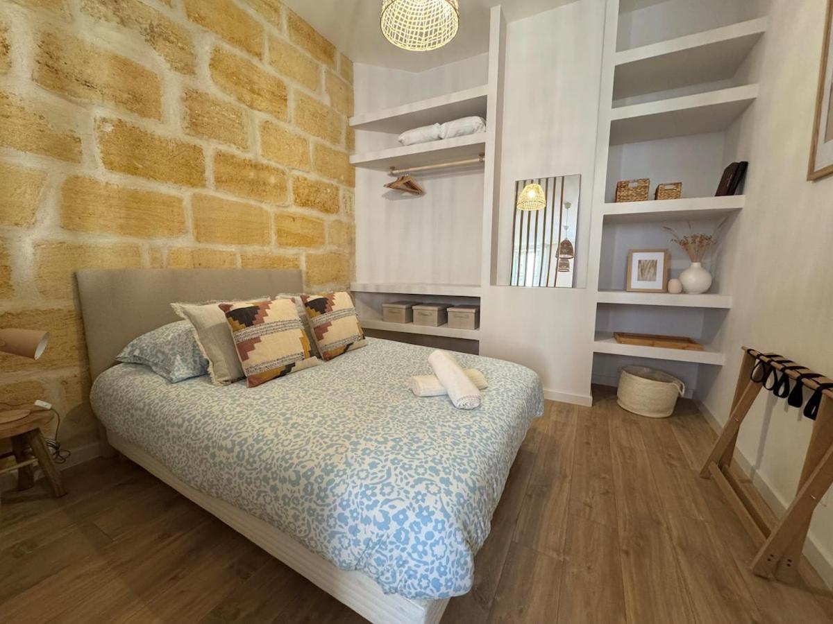 Gabriel - T1 Bis avec 1 Chambre 1 Salle de Bain - B&B Libourne