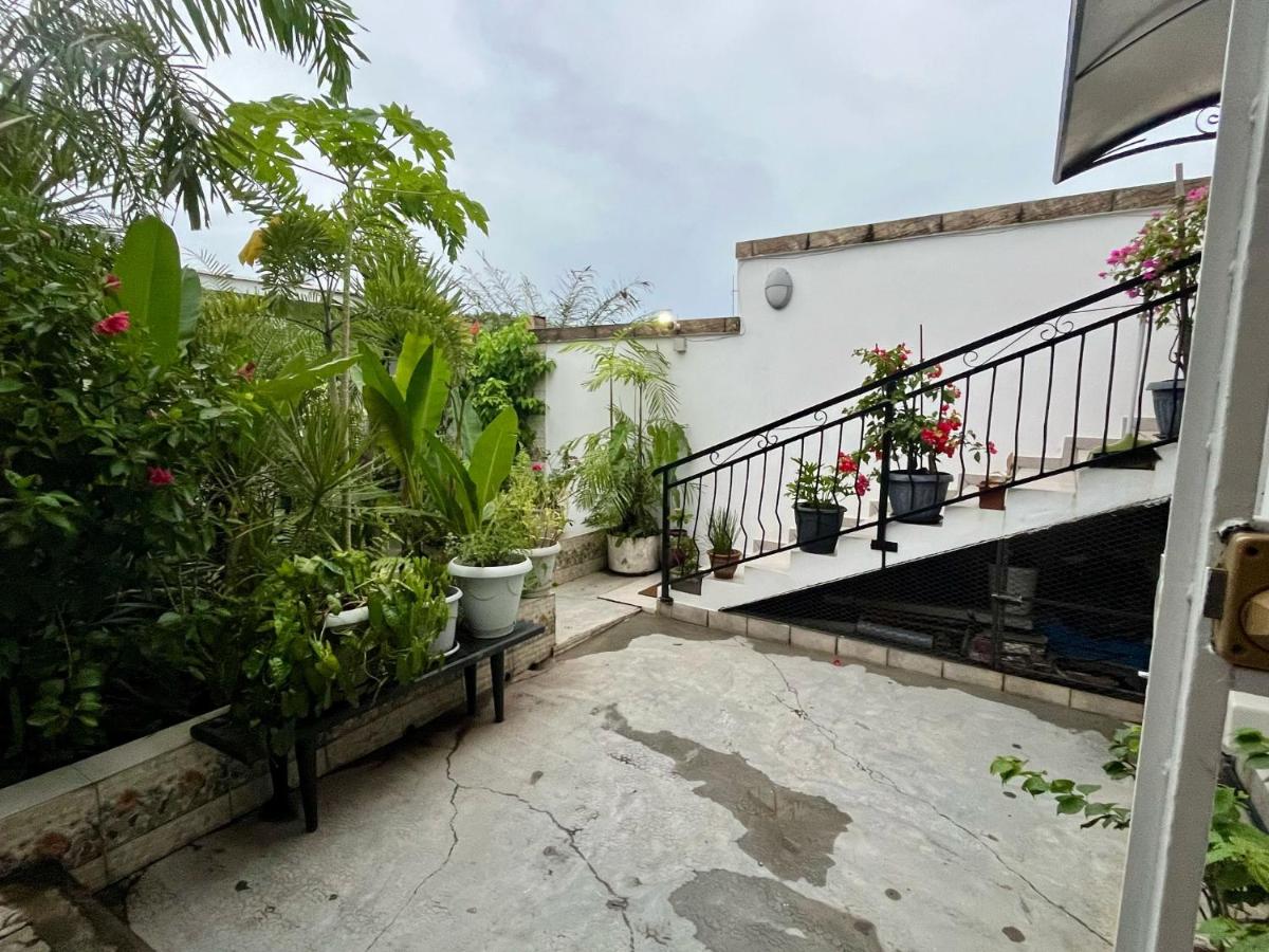 Studio disign - B&B Libreville