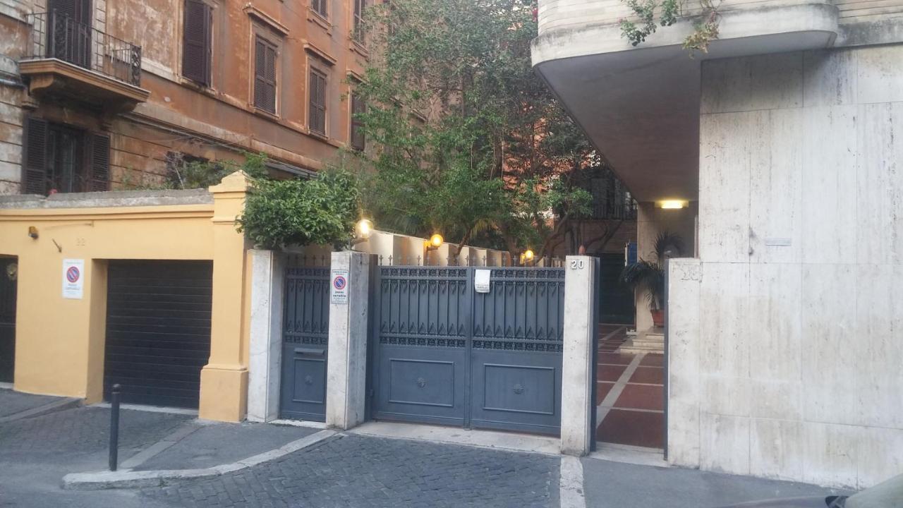 Charming Apartment Piazza del Popolo - B&B Roma