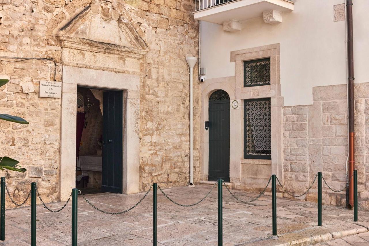 Dimora Storica a Trani con Terrazzo Jacuzzi x Dimora Storica a Trani con Terrazzo e Jacuzzi con 6 Posti Letto e Aria Condizionata - B&B Trani