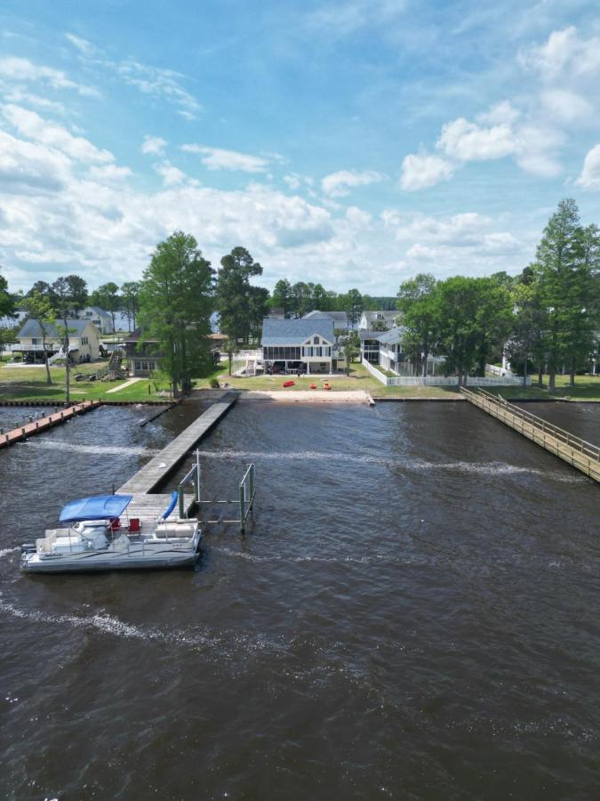 3 BR Riverfront House with Private Boat Dock - B&B Chocowinity