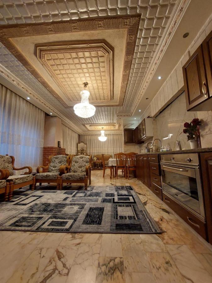 شقة مفروشة في البنيات - بالقرب من جامعة البتراء - Ferienwohnung