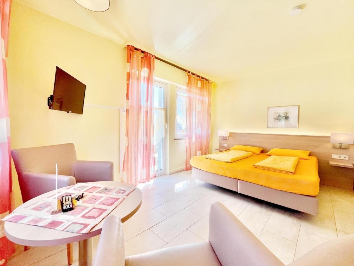 Deluxe Double or Twin Room with Balcony