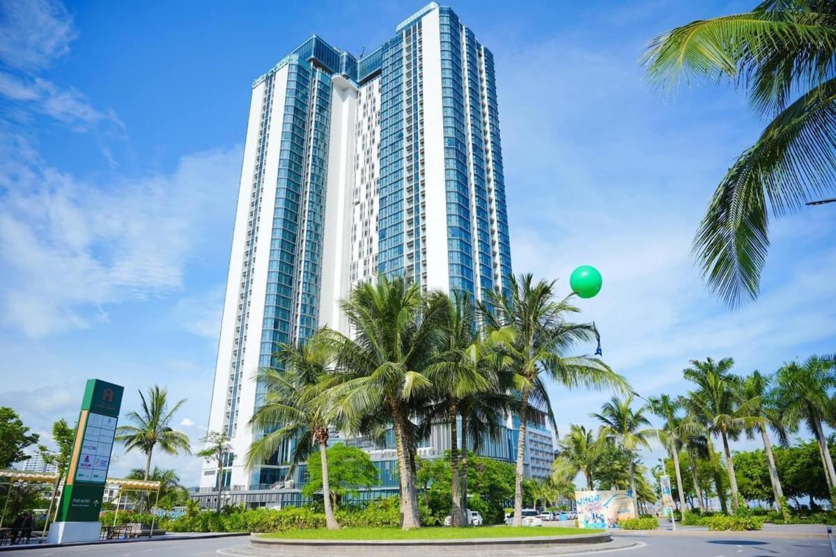 A La Carte Ha Long Oceanview Panoramic 2BR2WC 75m2 Residence Suite with balcony - Ferienwohnung Hạ Long