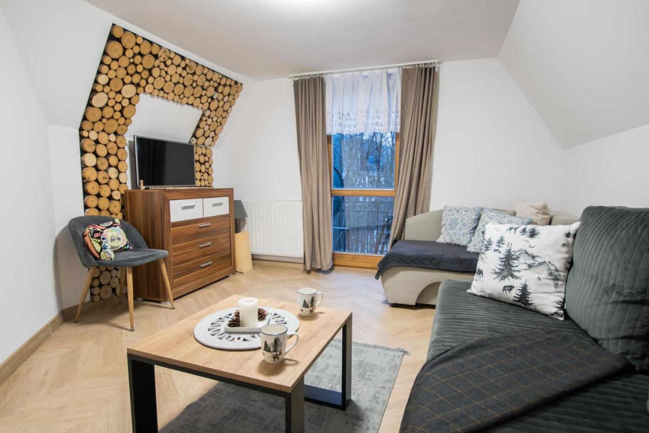APARTAMENT u "KOMINKÓW" ŚCISŁE CENTRUM SYPIALNIA, SALON, KUCHNIA, ŁAZIENKA - B&B Zakopane
