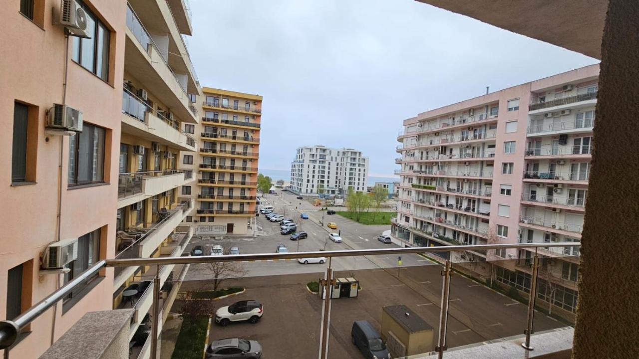 Apartment mit Meerblick