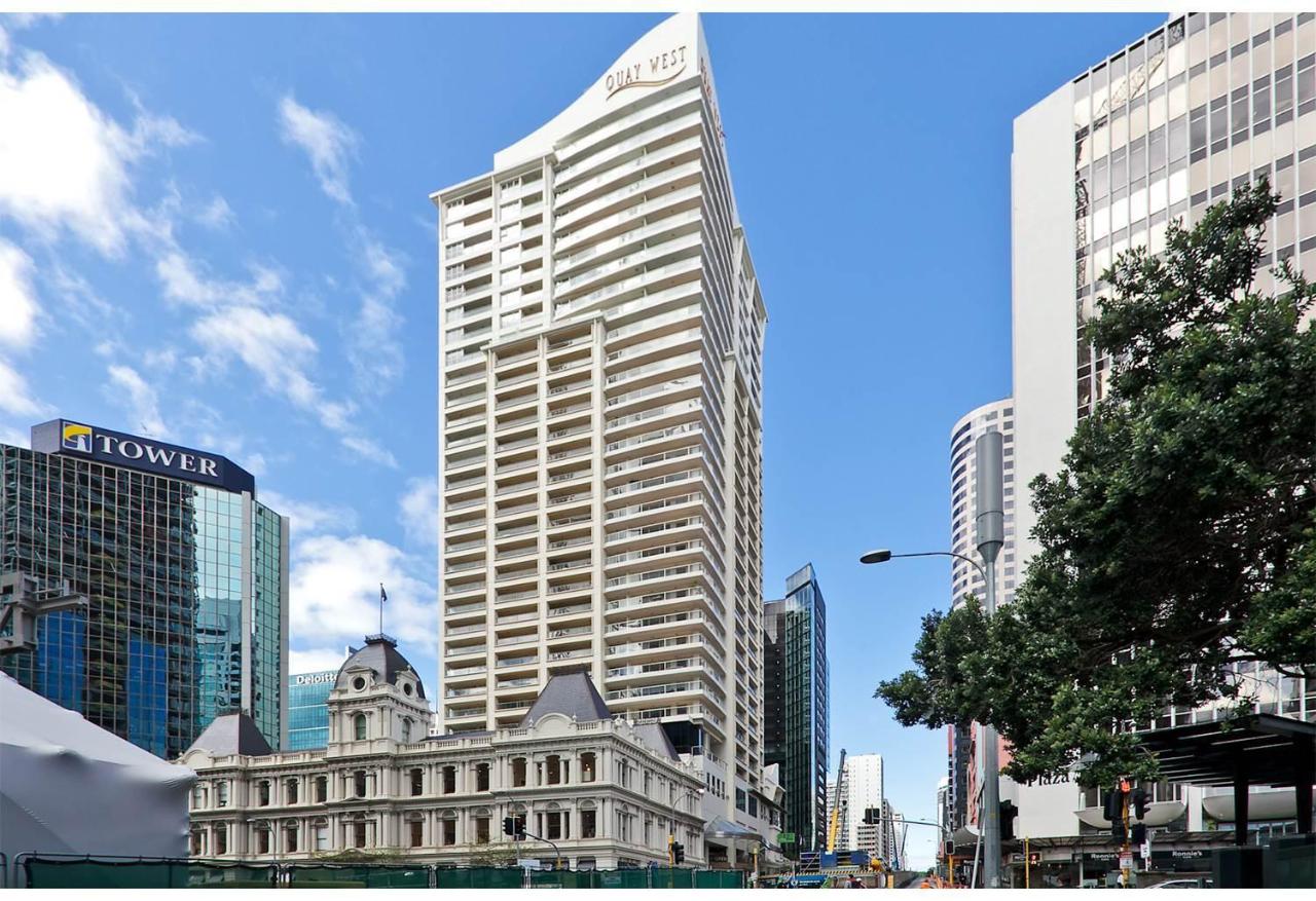 Luxury 3BR Quay West with Views and Parking - B&B Auckland