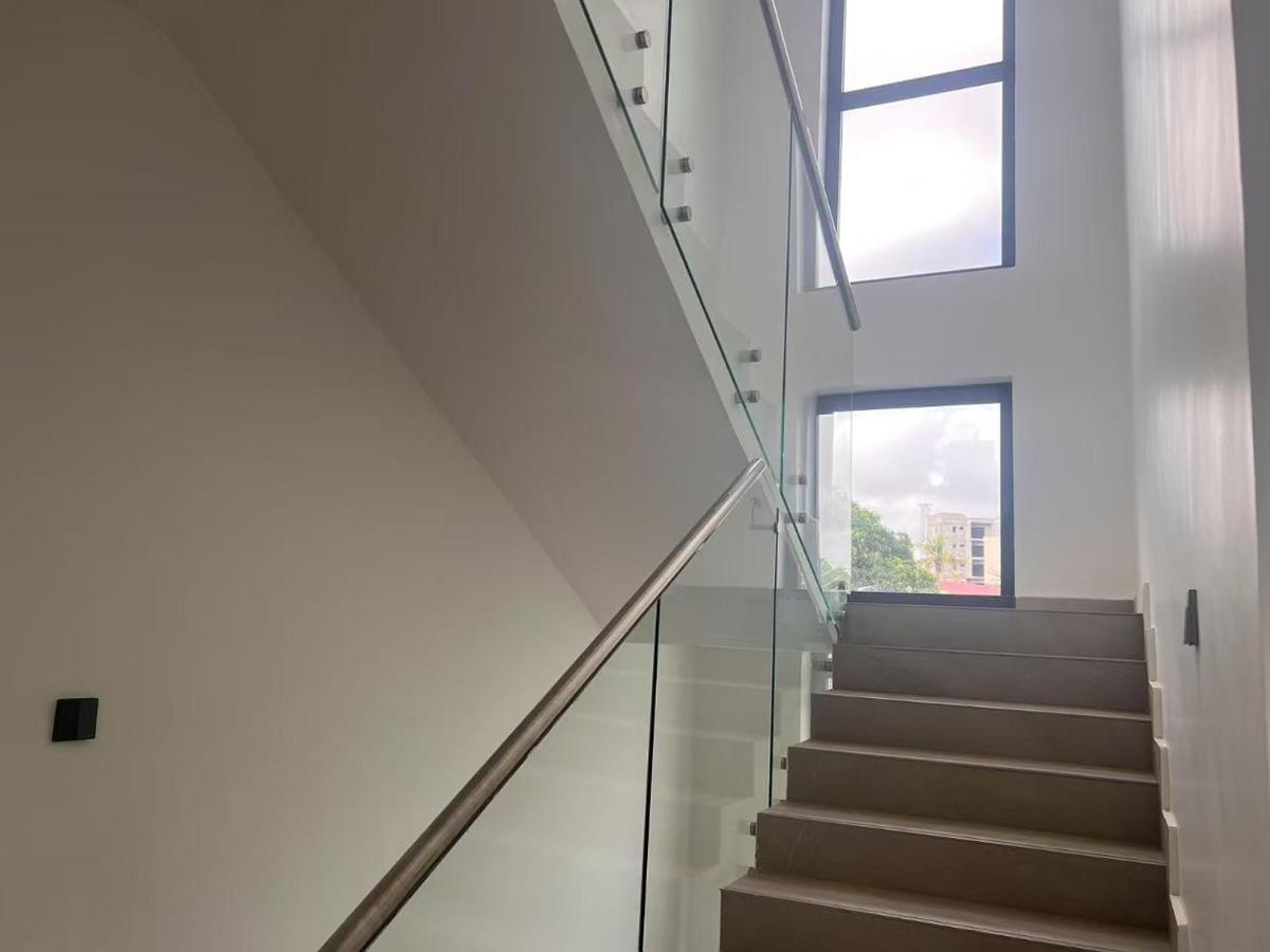 Accra Villa around Embassy area - B&B Accra