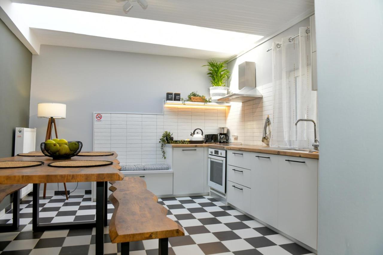 Apartment with Garden View