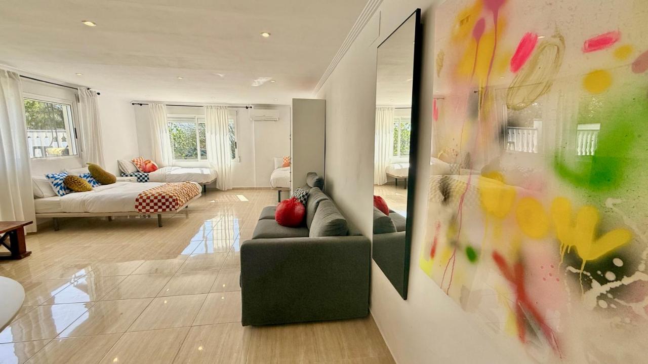 Studio with Garden View