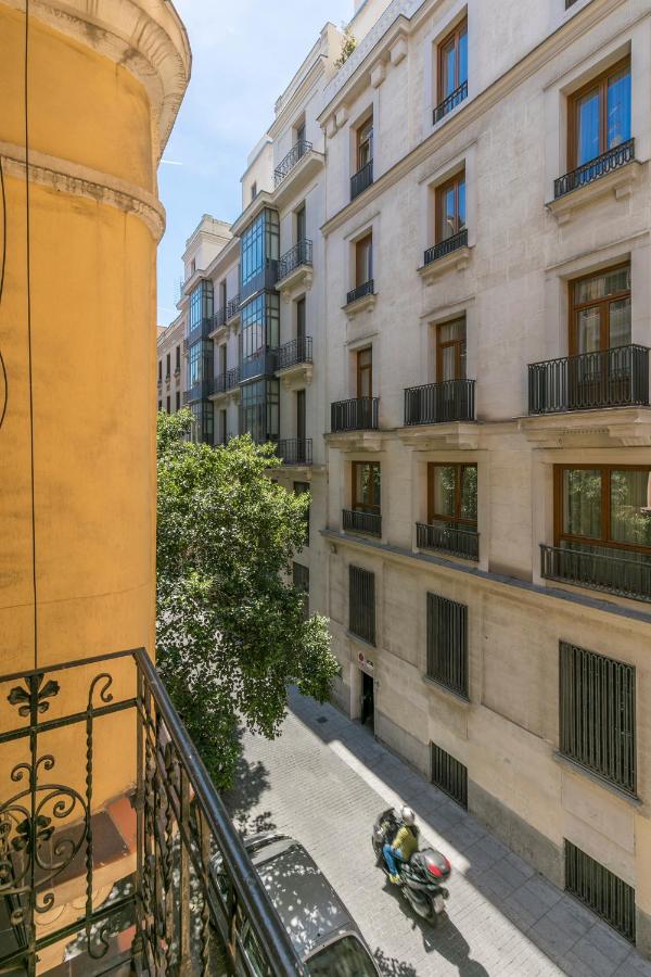 Reina 1 by Forever Rentals - Bed and Breakfast Madrid