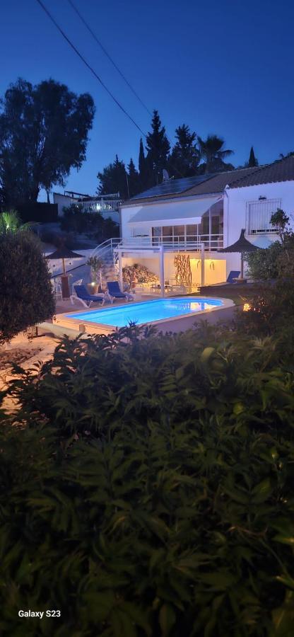 Un petit coin de paradis à Casa Bébé - Ferienwohnung