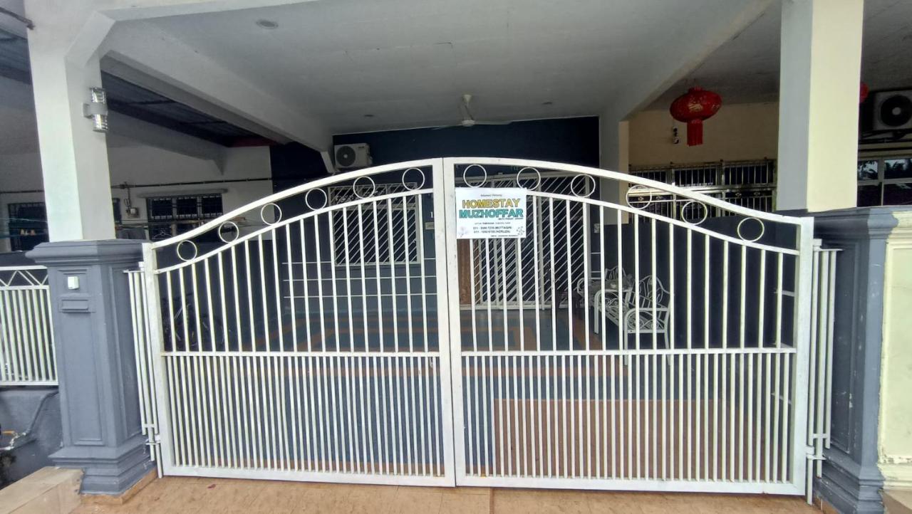 HOMESTAY MUZHOFFAR Batu Pahat - B&B