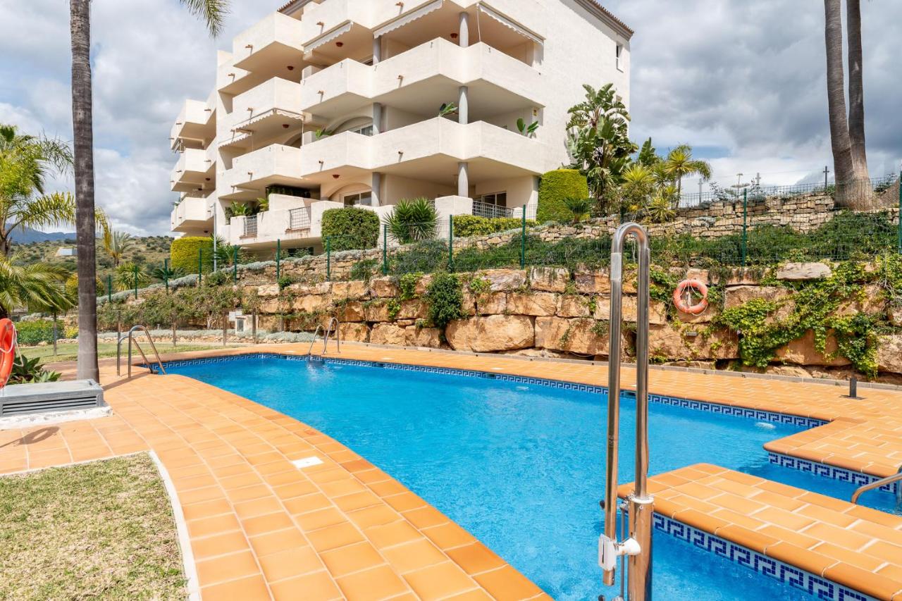 CT 366 - Faro's Silent Dream in Elviria - Marbella - Bed and Breakfast Marbella