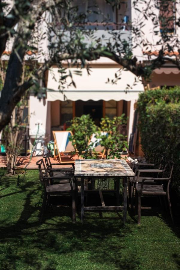 Cozy apartment with garden - Casetta del Pescatore, appartamento intero - Bed and Breakfast