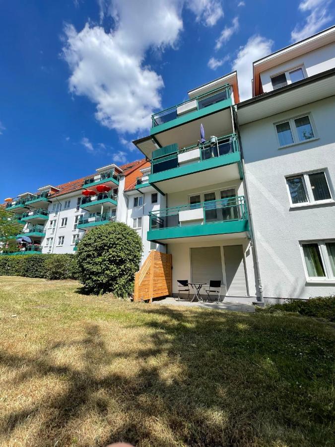 TRABER APARTMENTS Studio Kaffee Terrasse & Parken - Bed and Breakfast