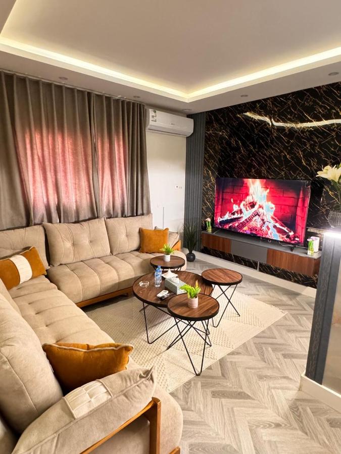 شفه فندقيه غرفة وصاله دخو ذاتي شارع القلم - Ferienwohnung Riad