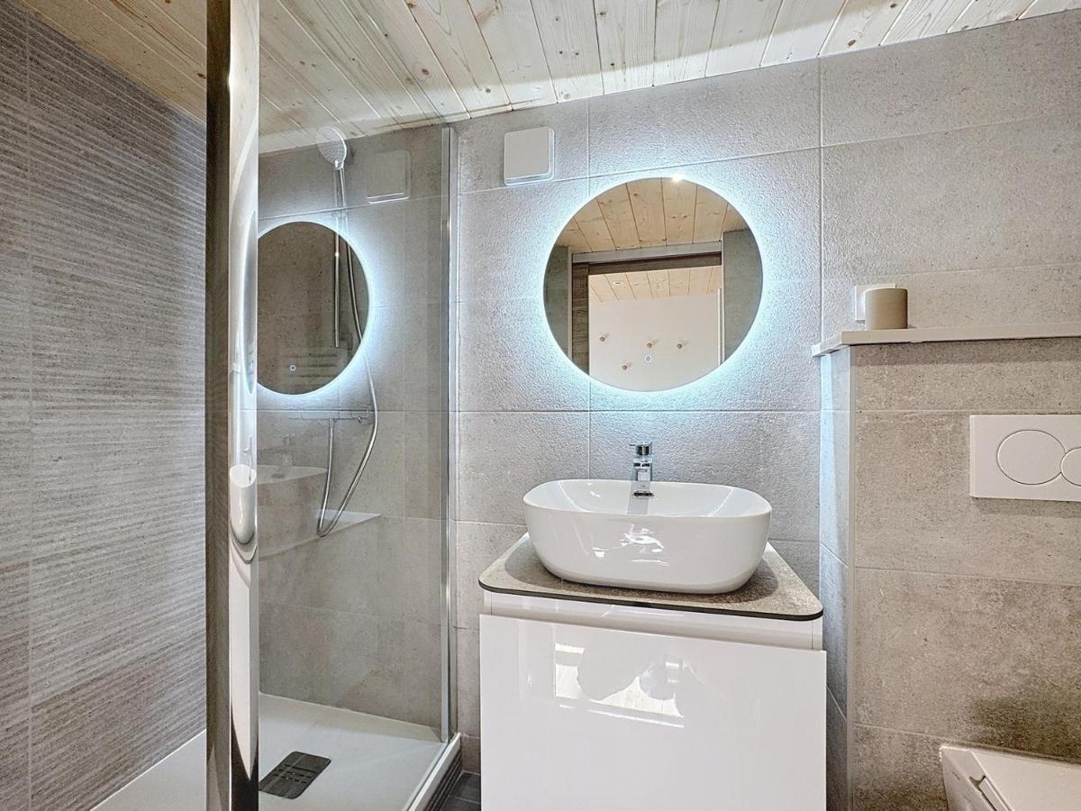 Fleurie - Anse Centre - Chambre et Salle de bain WC privée - Cuisine partagée - Chambres d’hôtes