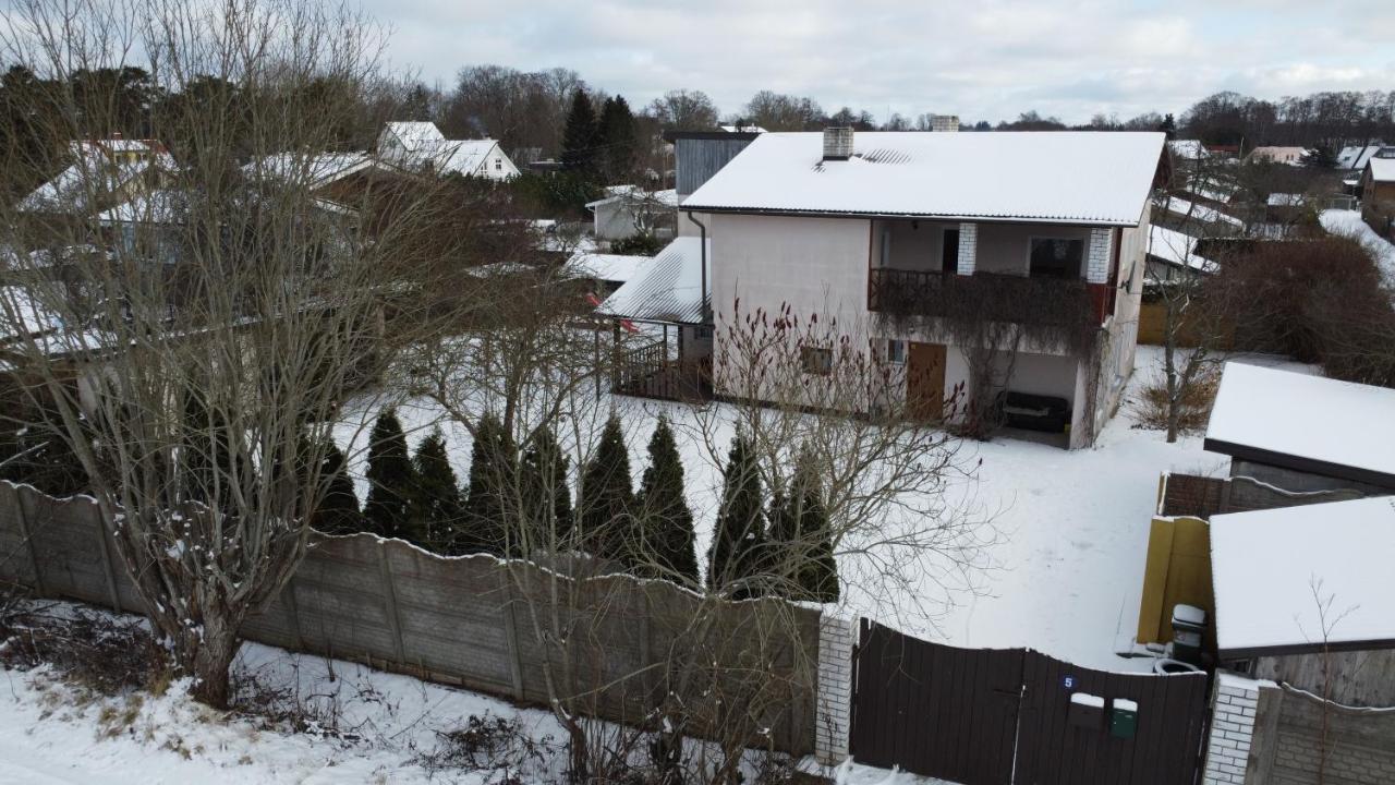 KOSMOS Guesthouse - Country house - Cottage - Quiet stretch by the sea and forest! - B&B