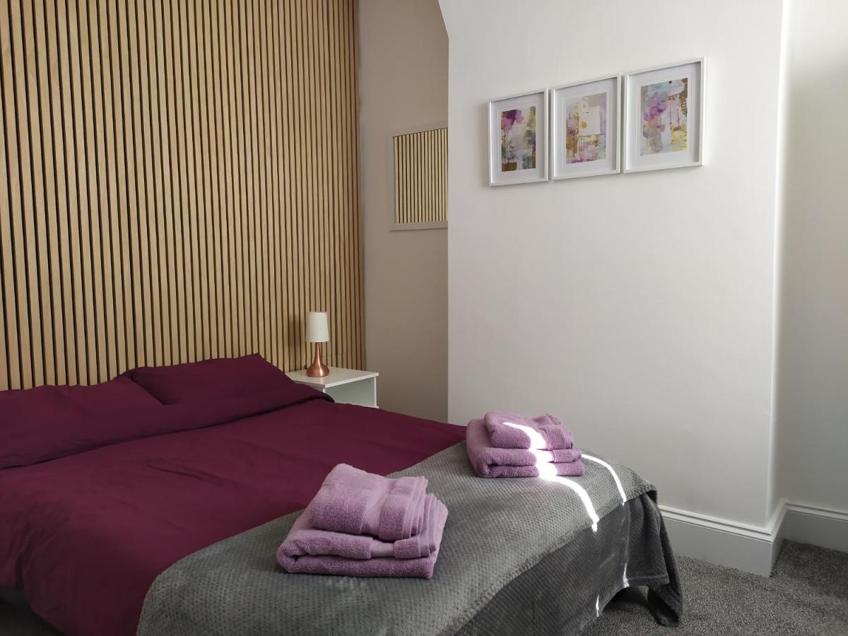 Home from Home near LFC & train station - B&B Liverpool