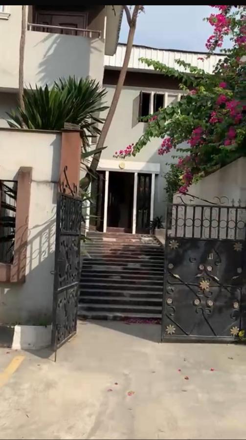 1Bedroom Apt 3 mins from Intl Airport - B&B Lagos