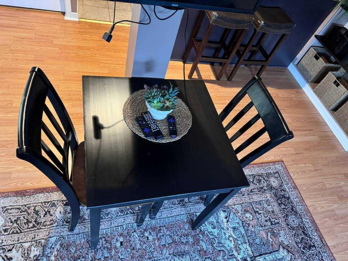 Ideal Stay for City Explorers, Unit #5 - Bed and Breakfast Halifax