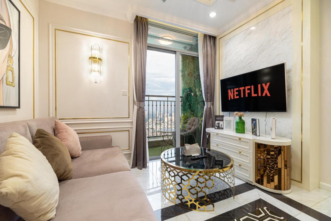 Vinhomes Central Park Collection M by Elevate - B&B