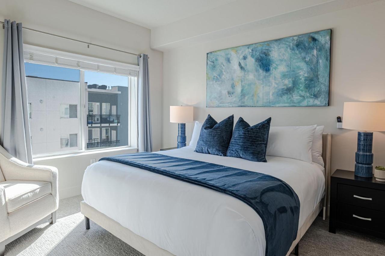 Two-Bedroom Deluxe Apartment