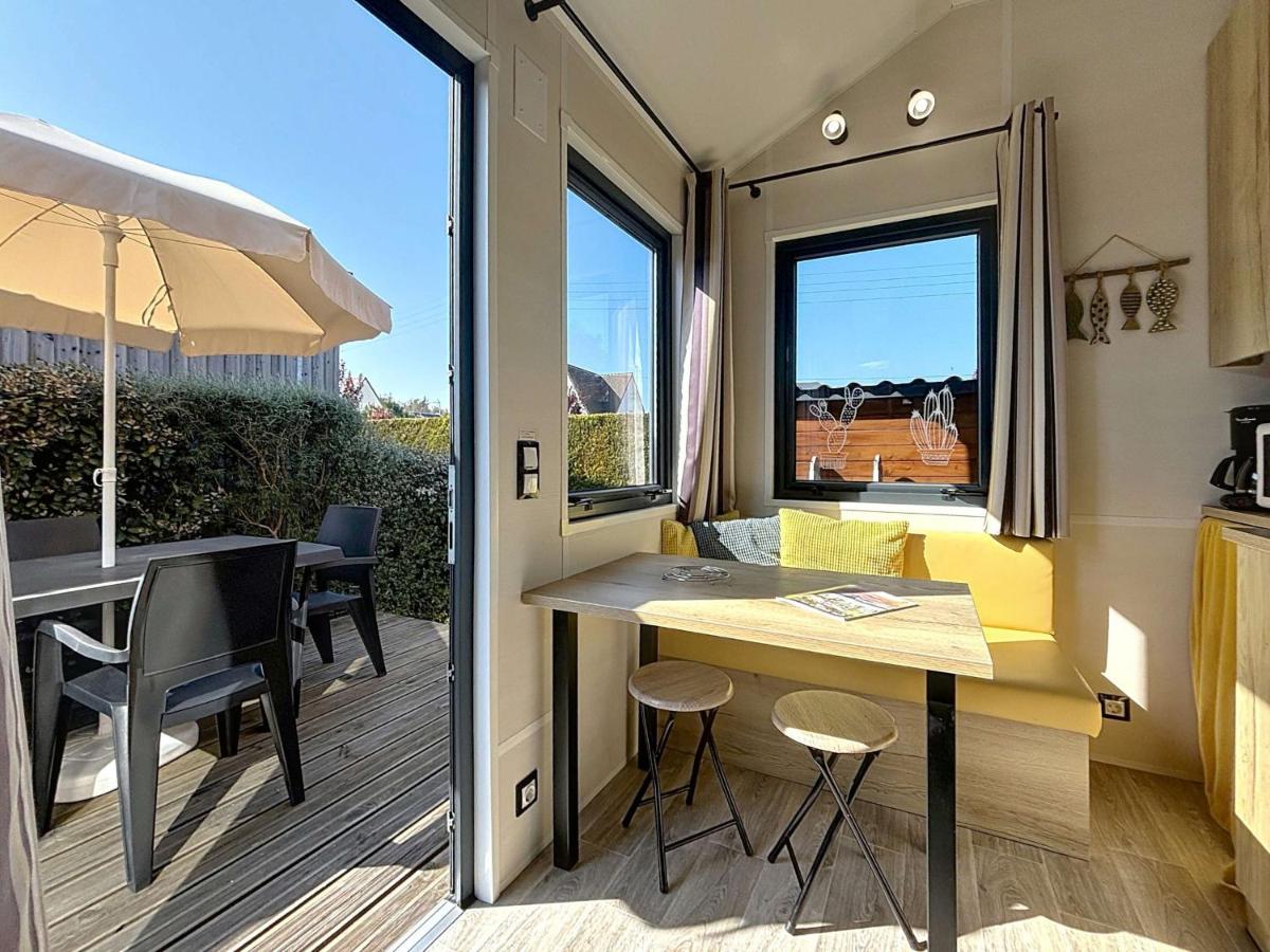 Tiny House 1 chambre, piscine chauffée, à 200 m de la plage, Jullouville - FR-1-361A-24 - Chambres d’hôtes