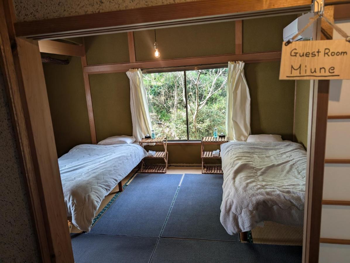 Japanese-Style Room