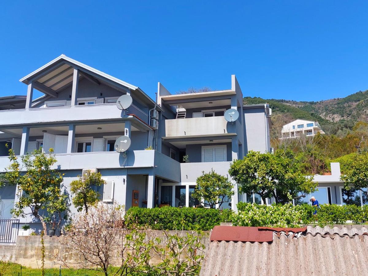 Apartment mit 2 Schlafzimmern, Terrasse und Meerblick