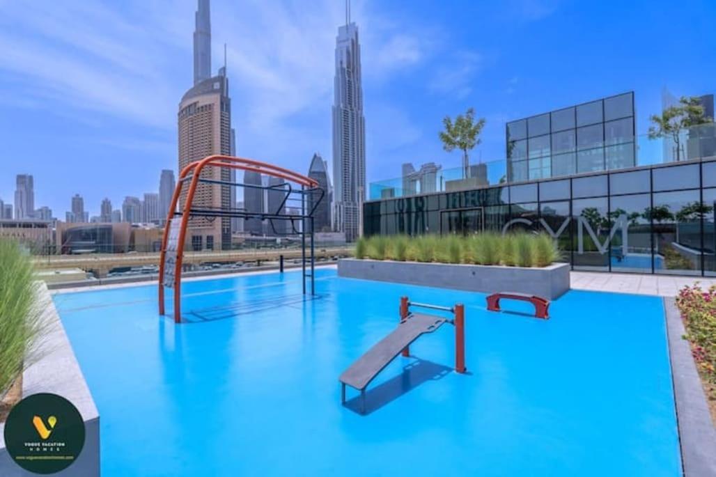 DOWNTOWN VIEWS II - VOGUE Two Bedroom Apartment with Balcony and Full Burj Khalifa View, Opposite Dubai Mall Skybridge - Ferienwohnung Dubai