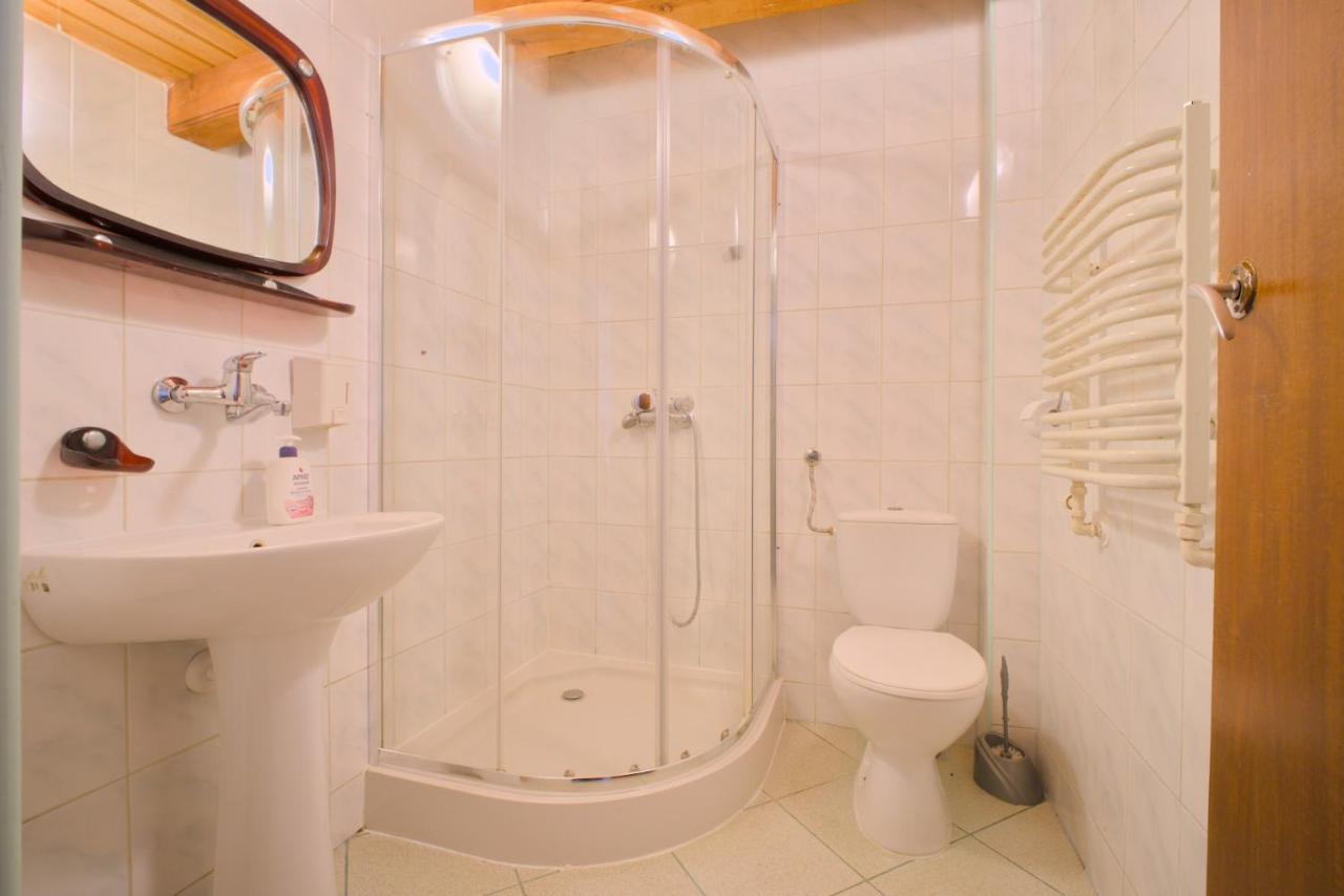 Camera Matrimoniale/Doppia con Letti Singoli con Bagno Privato
