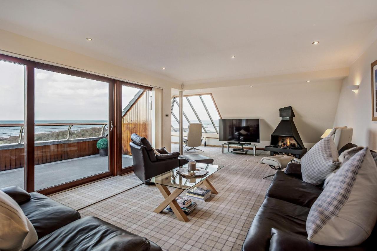 Visual Reference: Penthouse Golf View Apartments In Lossiemouth