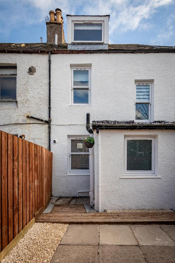 Ness Heights, Spacious City Centre Townhouse - Ferienwohnung Inverness