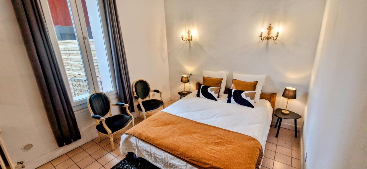 LE PARC2 Appartement Authentique, Coeur de Ville, Proximité Parking, Climatisé - Chambres d’hôtes Sète