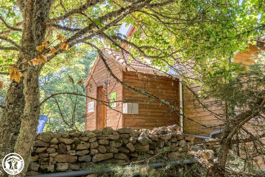 Le Chalet des Forêts Enchantées - B&B Saint-Anthème