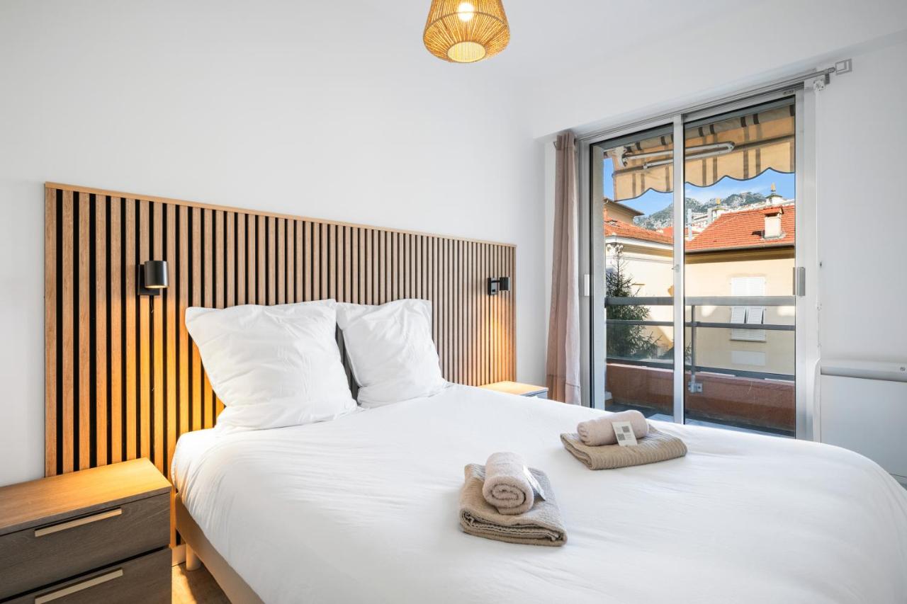 LE CARRE D'OR - tout confort - Hyper Centre- Plage - B&B