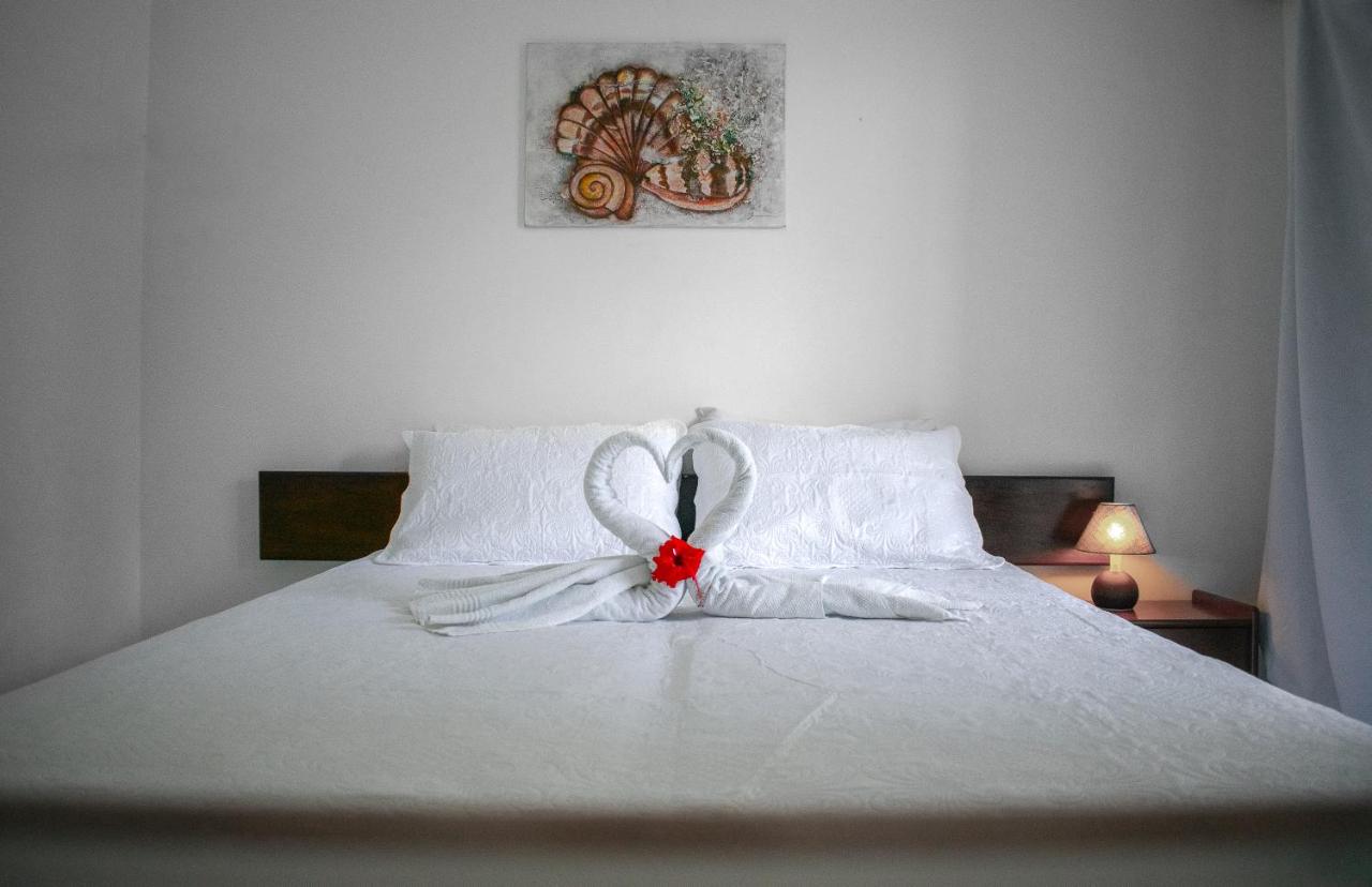 Double or Twin Room with Side Sea View