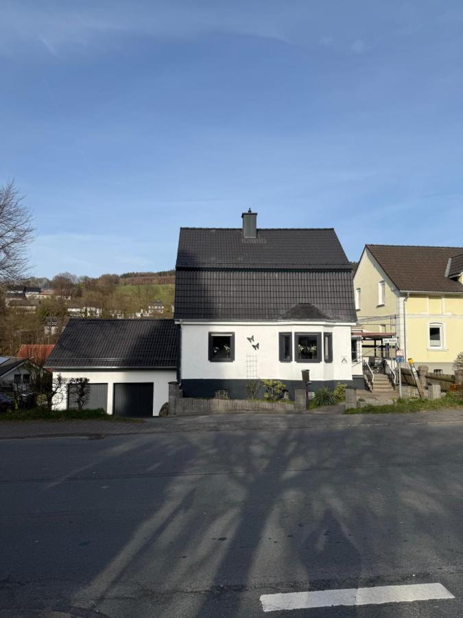 Anil‘s Ferienhaus - B&B Olsberg
