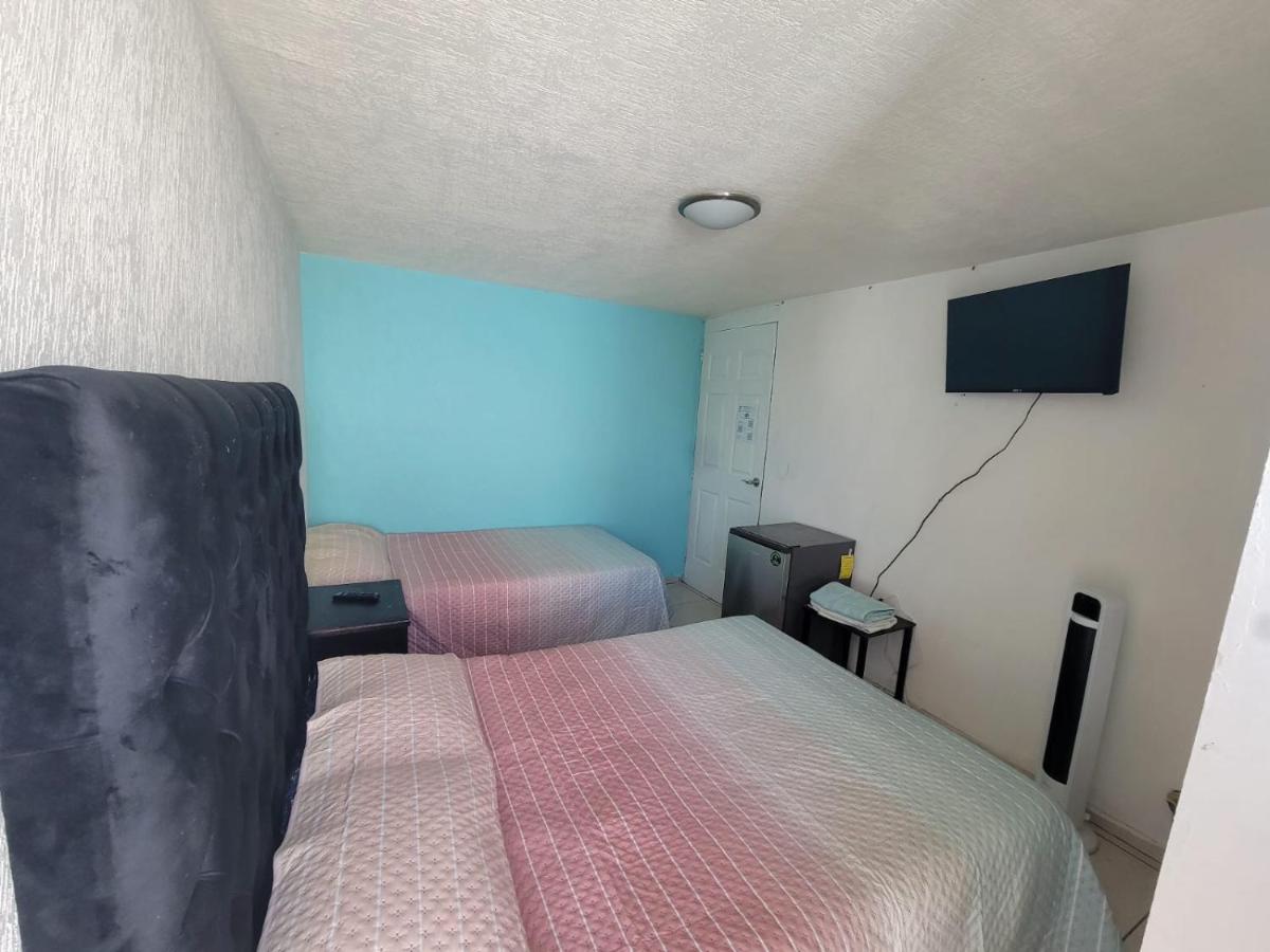 Standaard Tweepersoonskamer met Gedeelde Badkamer