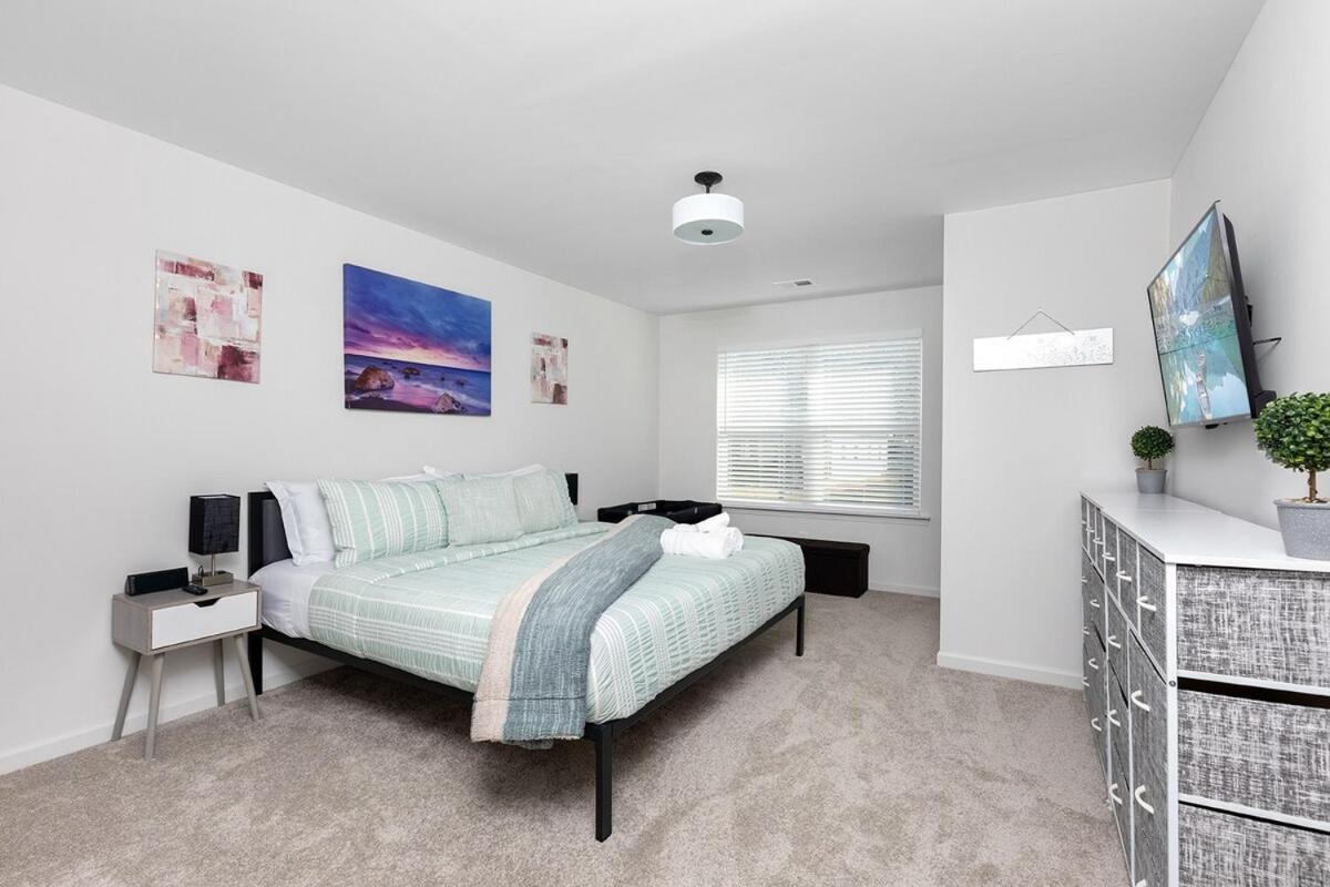 Perfect Getaway Prime Location Game Room And HotTub - Ferienwohnung Charlotte