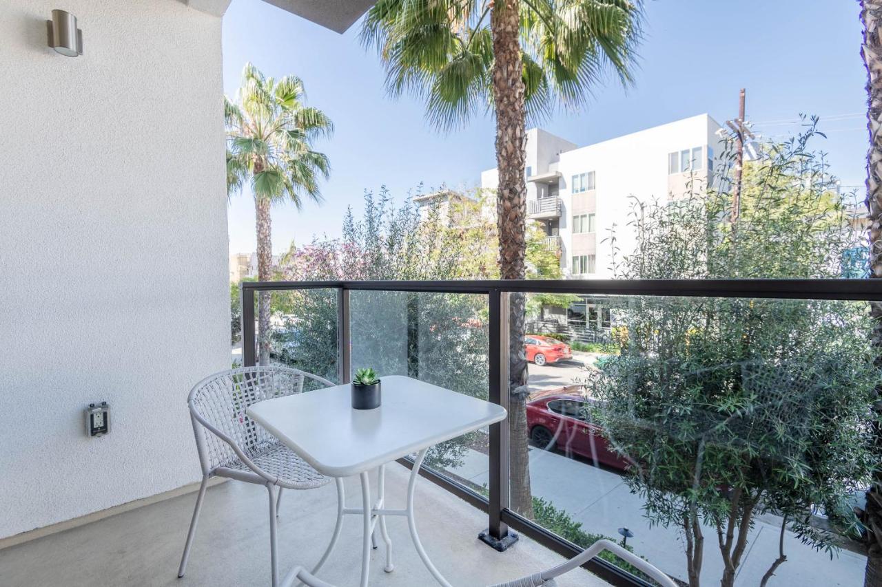 Hollywood Cozy Apartment - Chambres d’hôtes