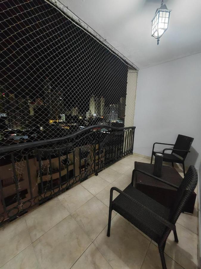 Between Multi Plaza and Omar Park - B&B Panamá