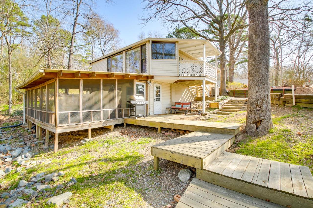 Lake Hamilton Family Gem Hot Tub and Boat Slip! - B&B