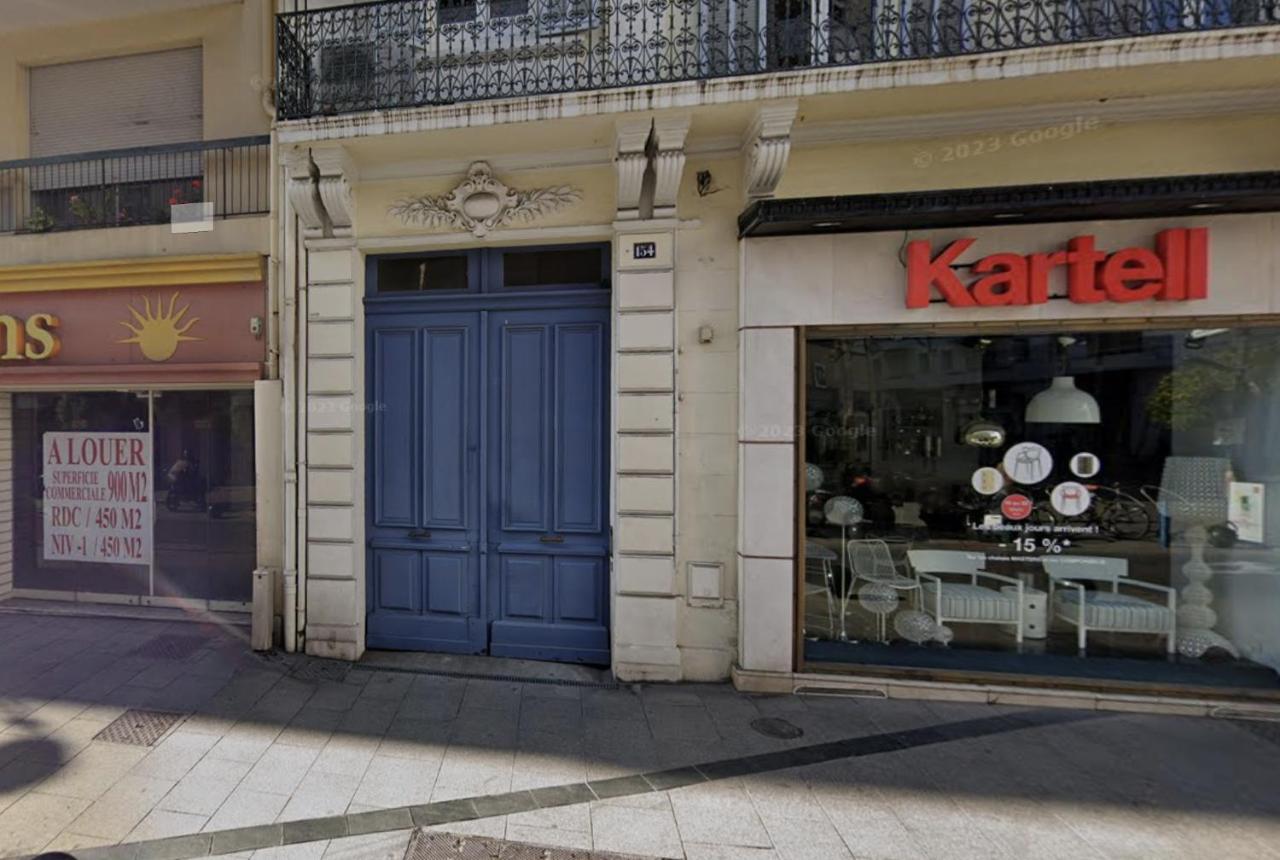 L'Elégance Rue d'Antibes - Palais & Plages - 200 m Croisette - Parking privé - Clim - Wifi - B&B