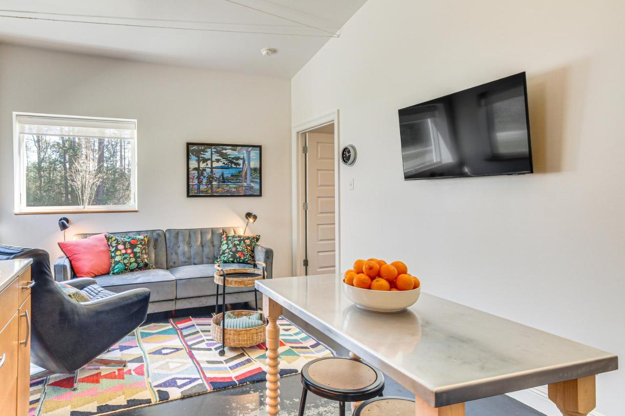 10 Mi to Biloxi Beach & Casinos! Peaceful Retreat - Chambres d'hôtes Cedar Lake