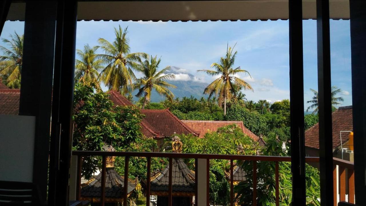 Santa Fe Homestay & Warong Amed - Ferienwohnung