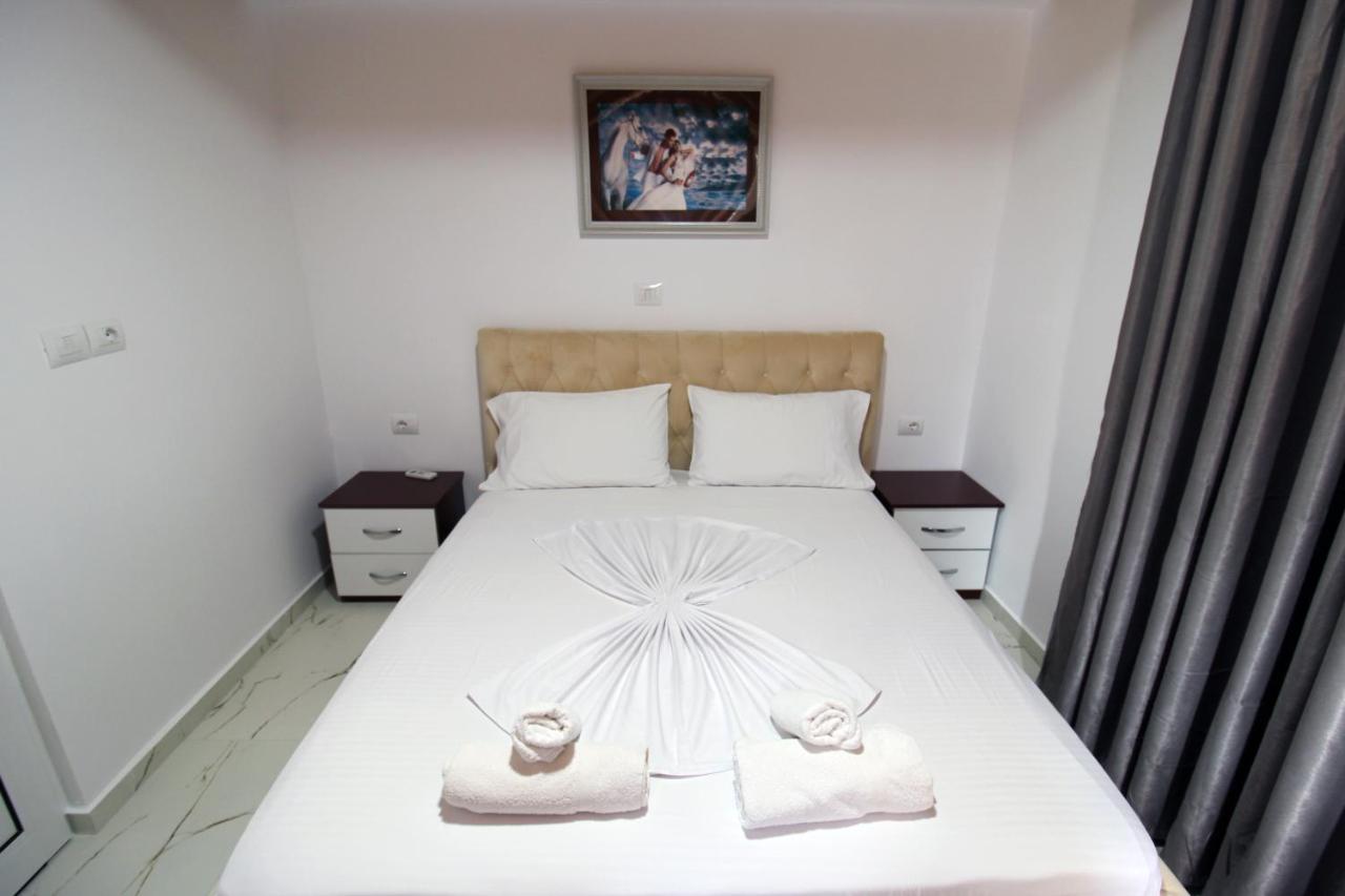 One-Bedroom Apartment with Terrace